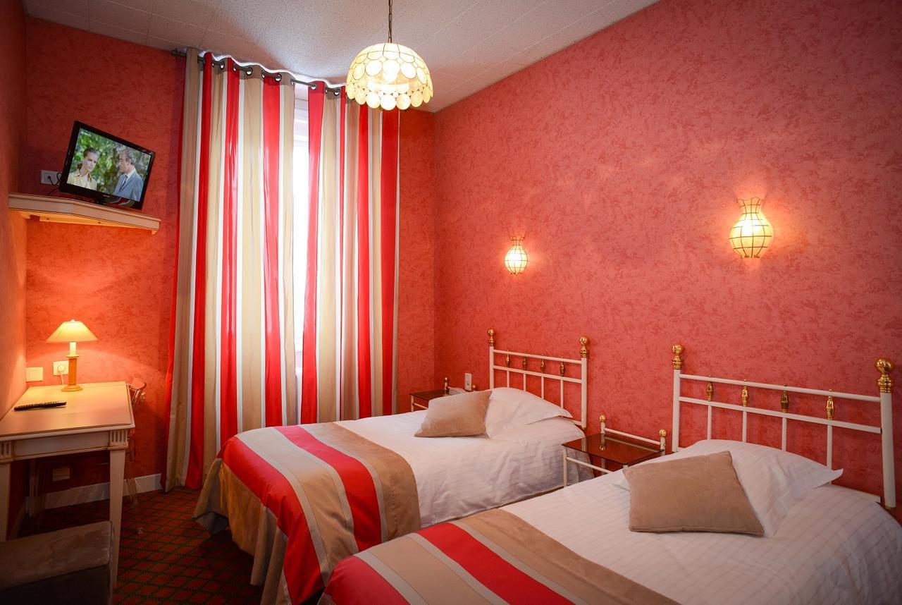 Auberge De La Sélune Ducey-Les Cheris Esterno foto