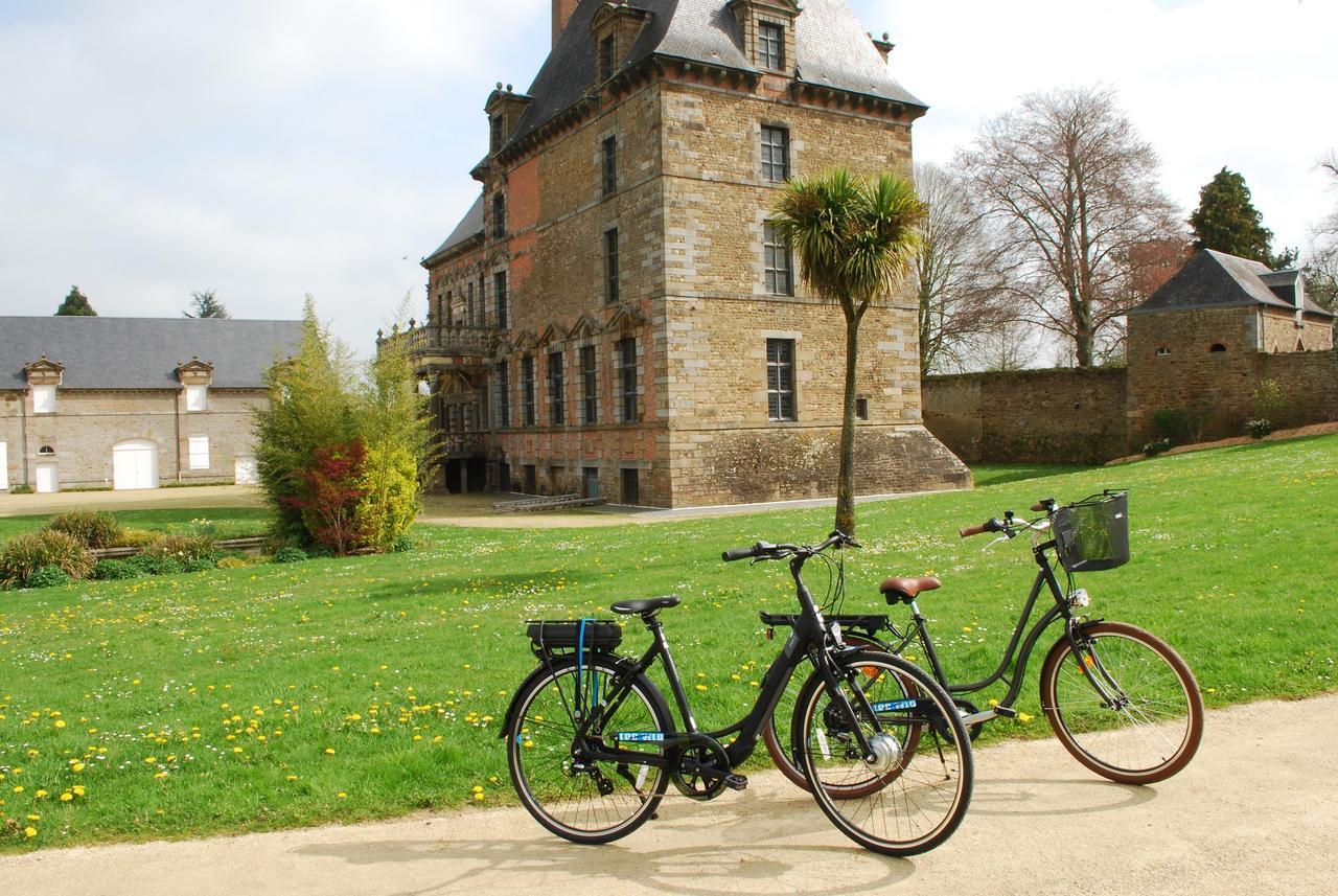Auberge De La Sélune Ducey-Les Cheris Esterno foto